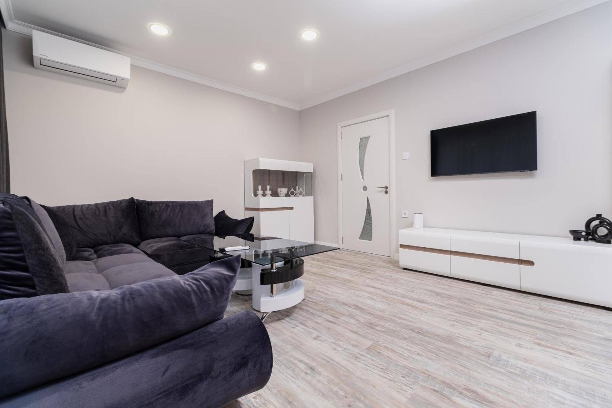 Gorgeous 2-Bedroom Apartment Пловдив Екстериор снимка