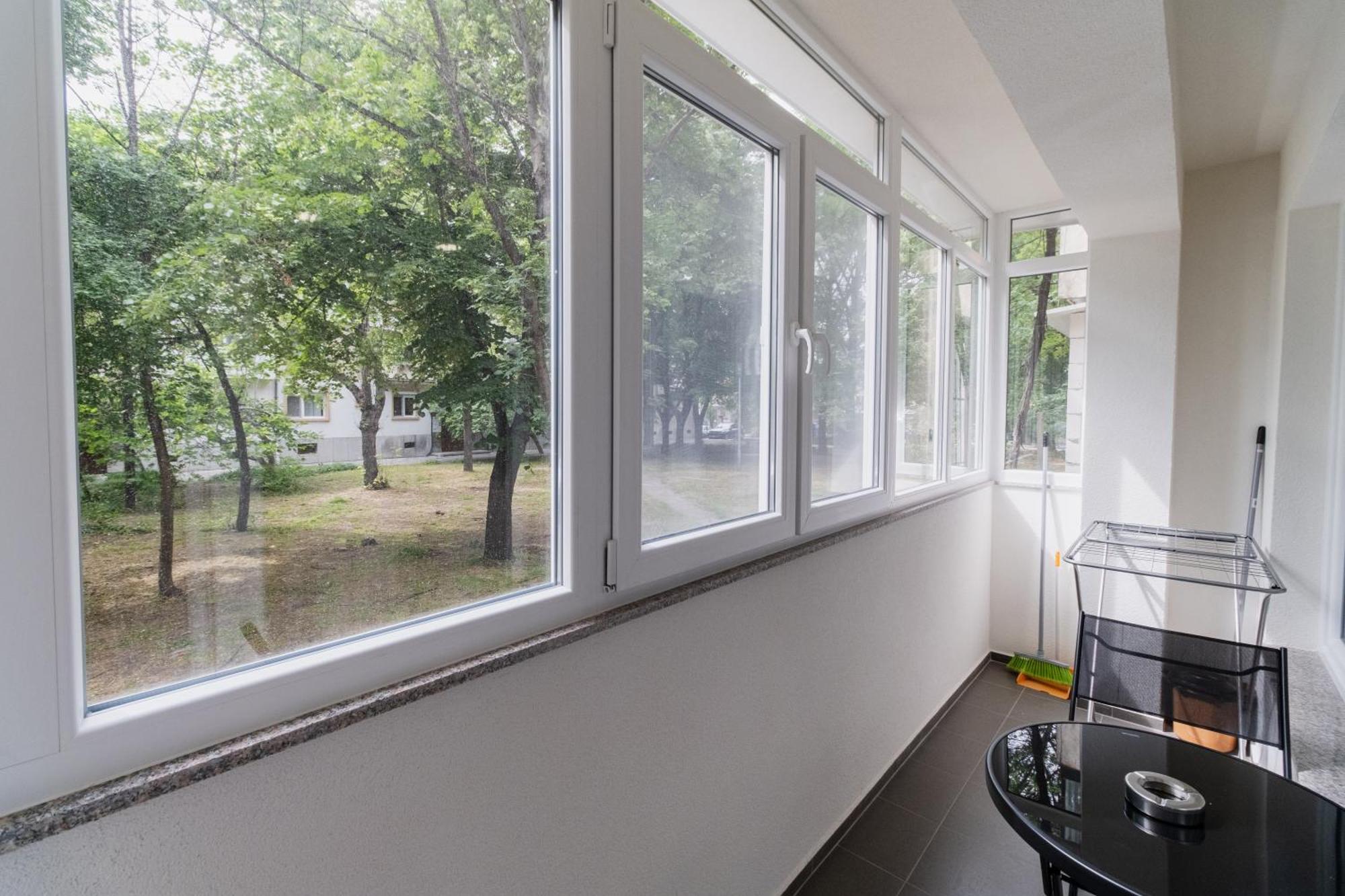 Gorgeous 2-Bedroom Apartment Пловдив Екстериор снимка